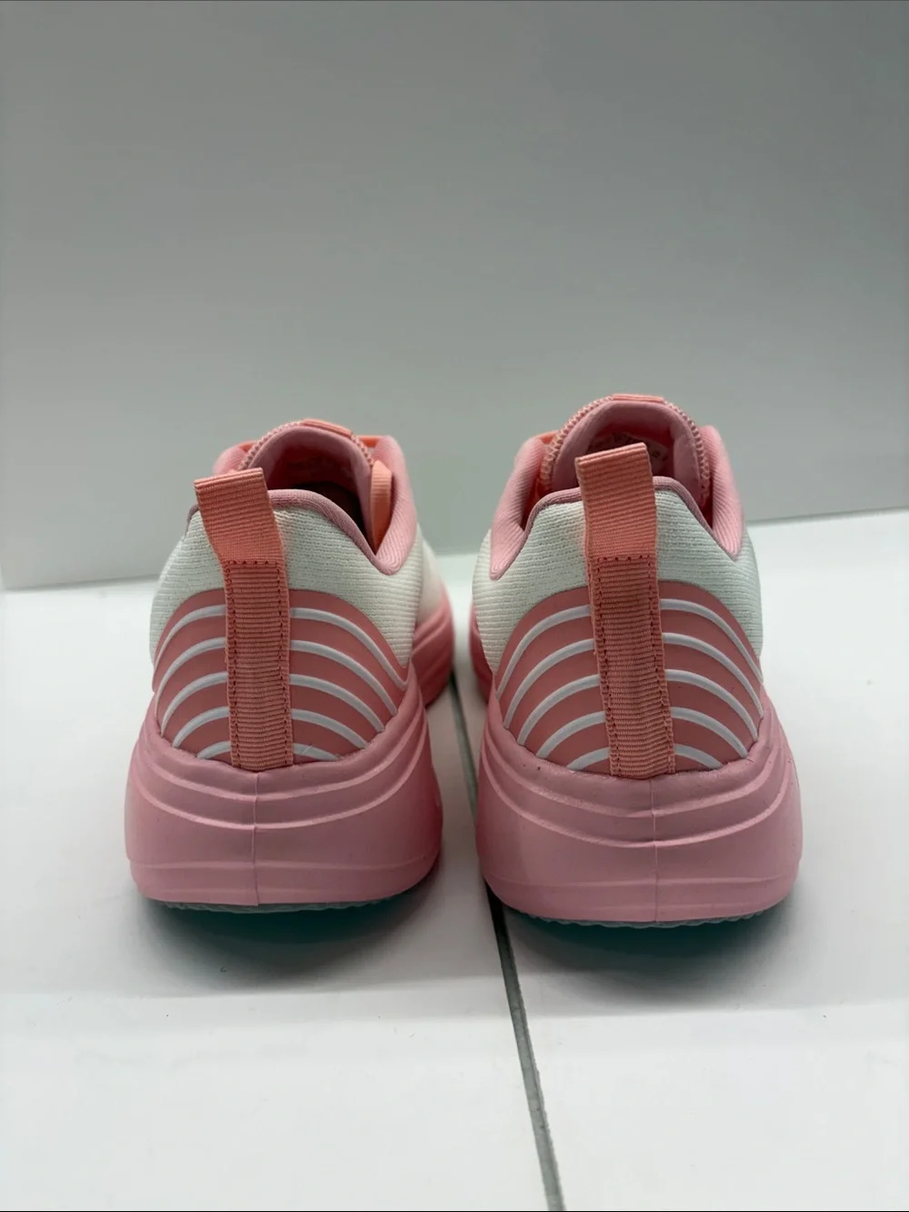 New Wondamo Women's White and Pink Athletic Sneakers Size 8
